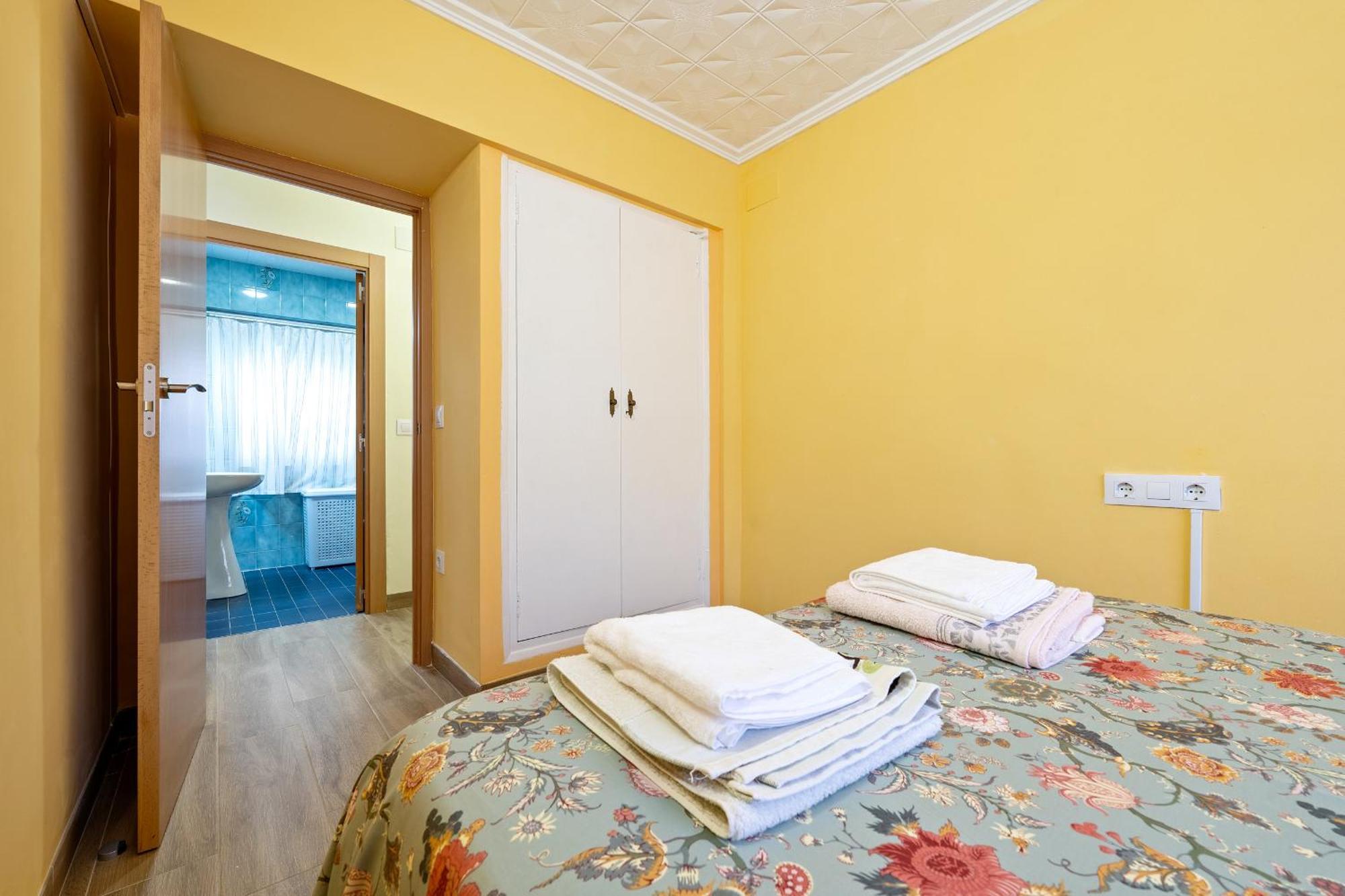 Hauzify I Apartament Van Gogh Salou Buitenkant foto